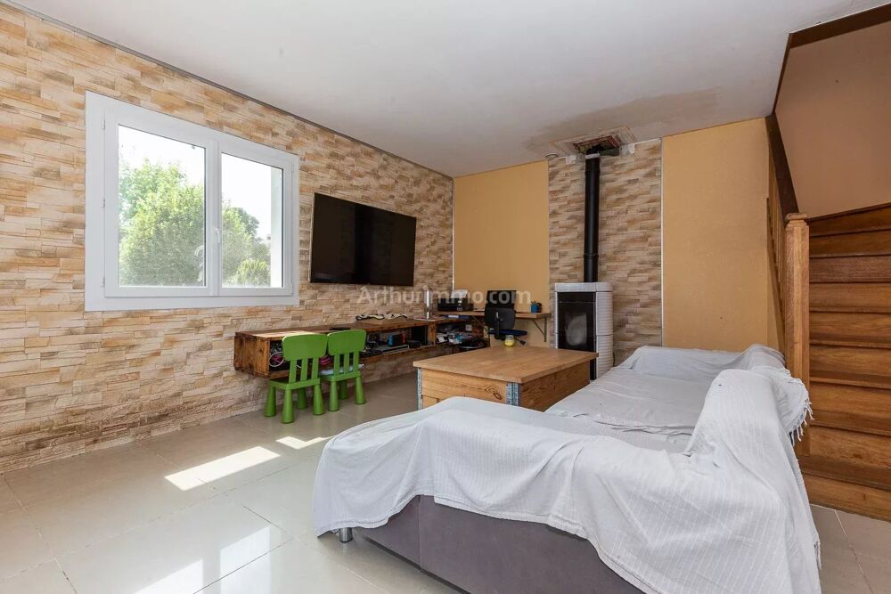 EXCLUSIVITE - BRANGUES