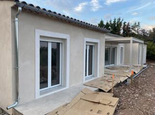  Maison à louer 4 pièces 140 m²