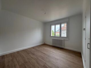  Appartement � louer 5 pi�ces 90 m�