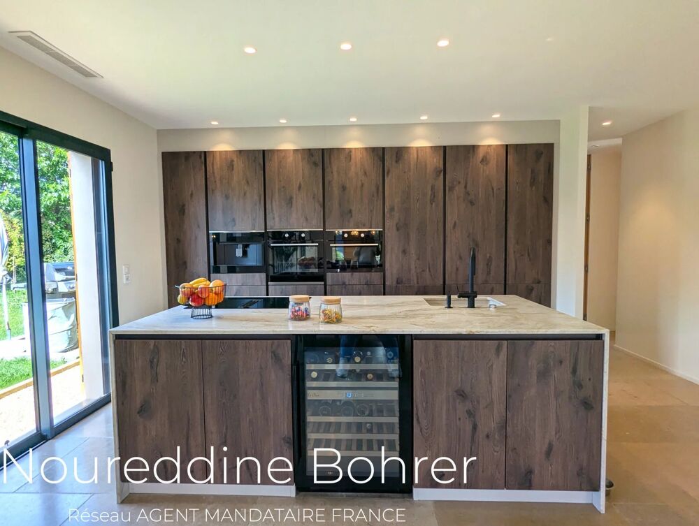 � vendre  Villa Grimaud (83310)