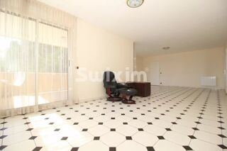  Appartement � vendre 4 pi�ces 137 m�