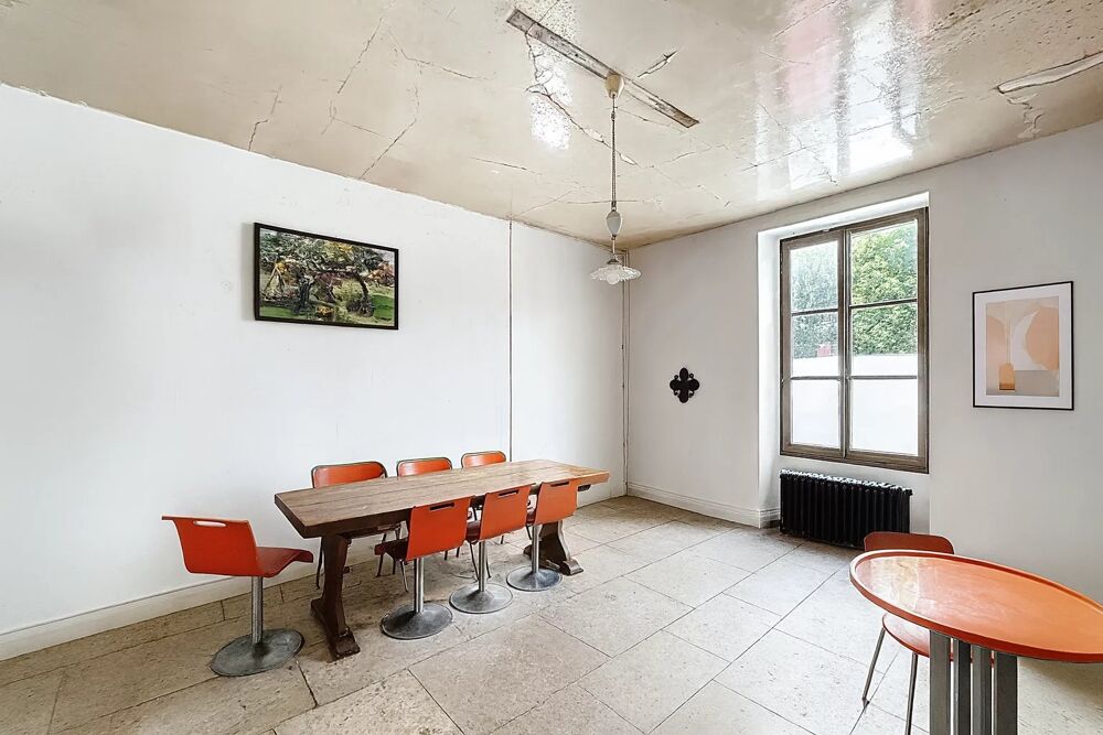 En exclusivité, à Ravières, maison de village de caractère