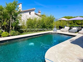  Villa à vendre 8 pièces 228 m²