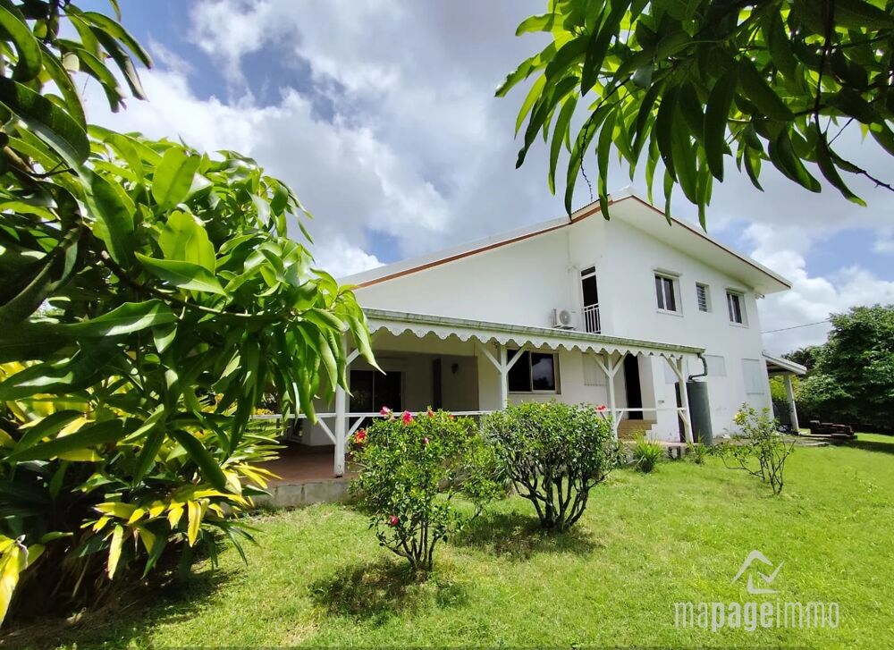 Vds Villa spacieuse sur 2500 m² de terrain plat, Le Lamentin