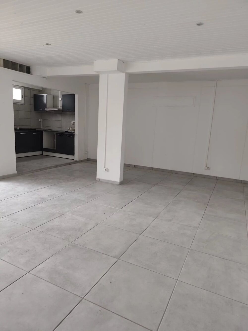 Location Appartement SH4844 : APPARTEMENT  GRAND T2 BIS A LOUER LE TAMPON 12EME KM Le tampon