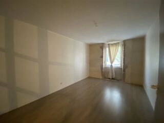  Appartement à louer 3 pièces 91 m²
