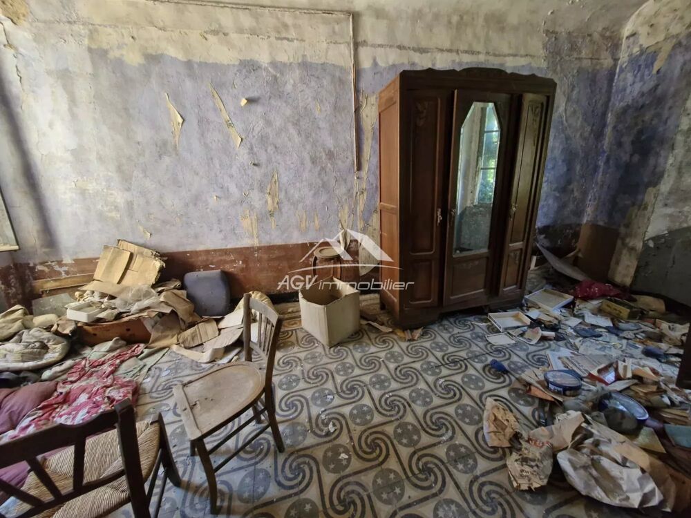 Vente Appartement Appartement à restaurer au 1er étage, 2 caves Cendras