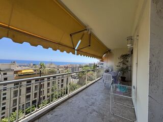  Appartement à louer 3 pièces 100 m²