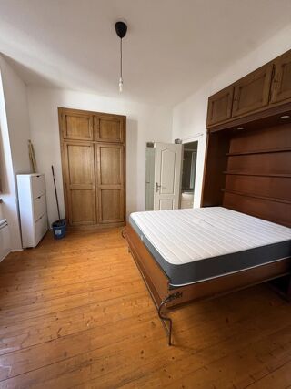  Appartement à louer 2 pièces 44 m²