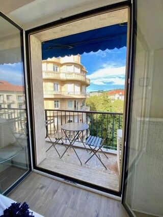  Appartement à louer 2 pièces 45 m²