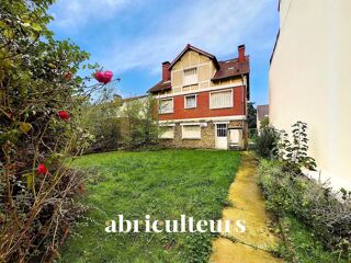  Maison  vendre 8 pices 288 m