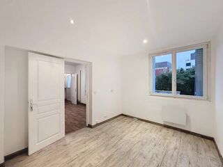 Villa à vendre 8 pièces 131 m²