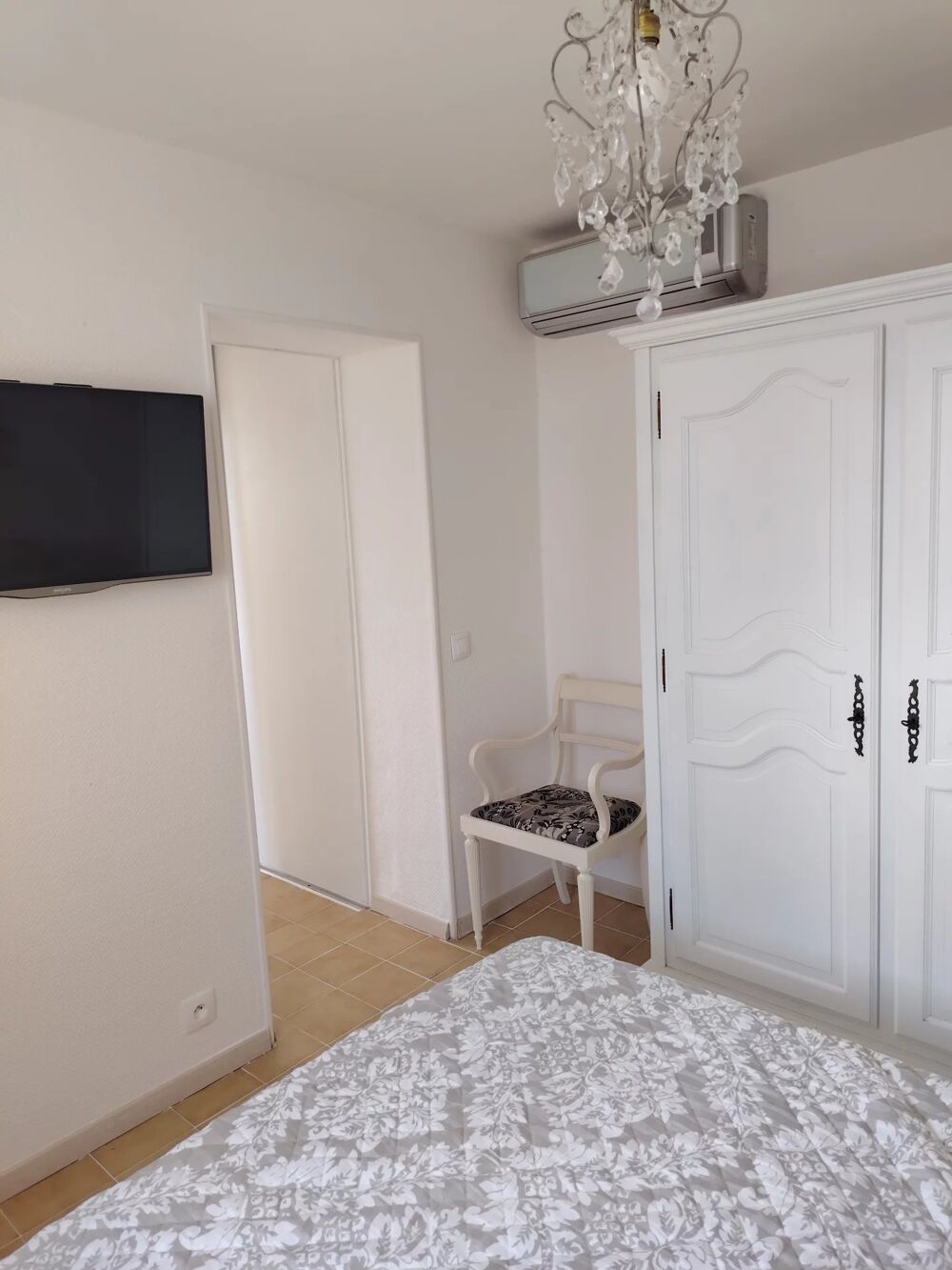 Location Appartement F1 de 22m² avec dressing et terrasse Nice