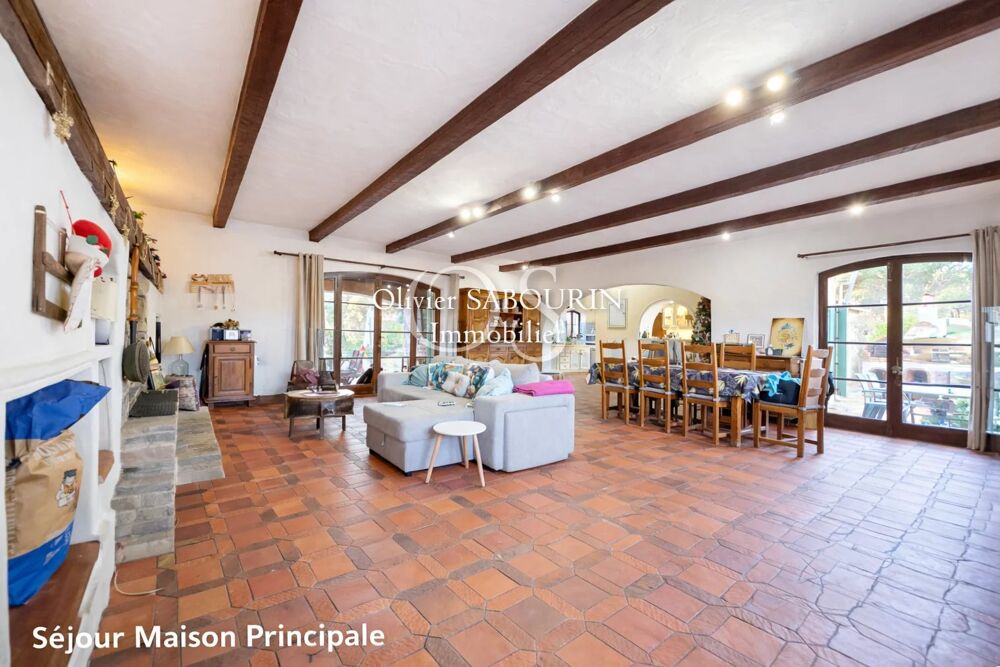 à vendre  Maison Roquebrune-sur-Argens (83520)