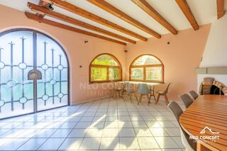  Maison à vendre 7 pièces 196 m²