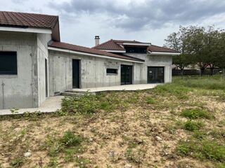  Maison � vendre 7 pi�ces 245 m�