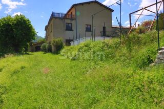  Maison  vendre 15 + pices 392 m