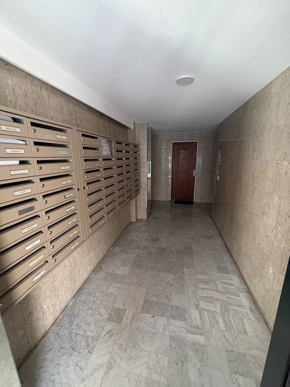 Vente Maison À VENDRE CAVE 4.18m² Nice