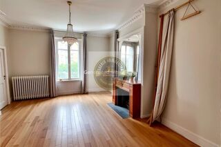  Maison  vendre 6 pices 140 m