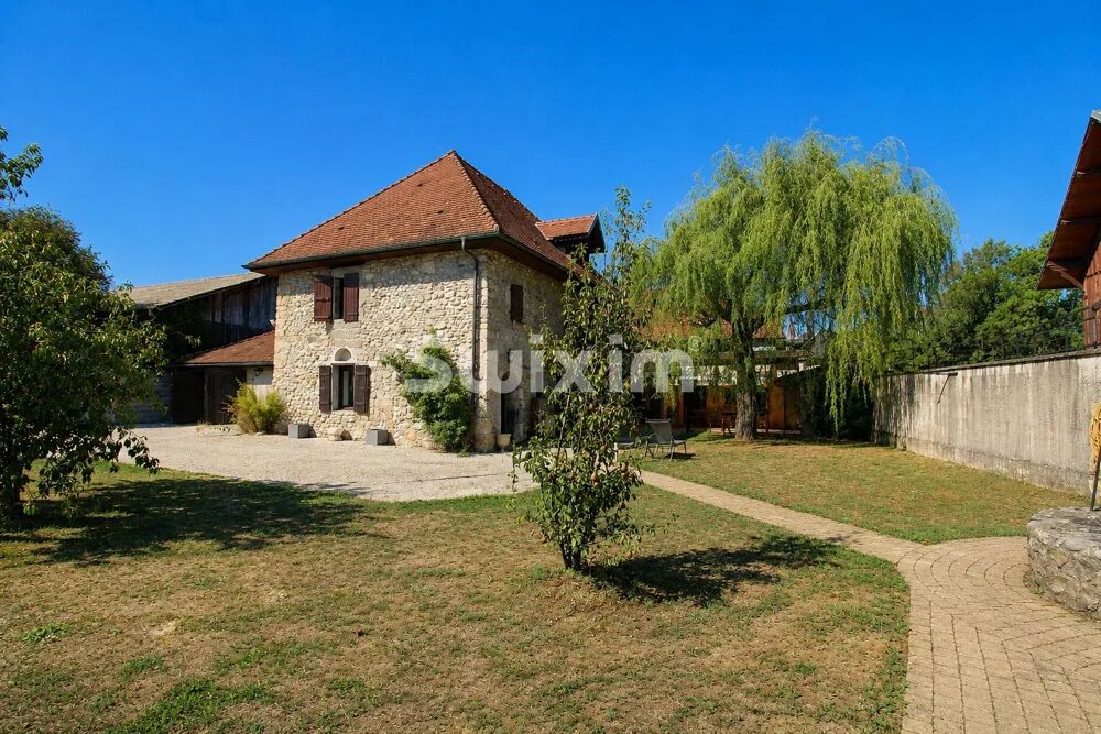 Vente Maison Maison de maître du XVIIIe avec piscine intérieure Hauteville-sur-fier