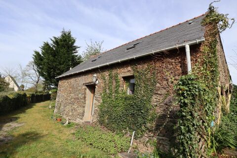   A 5 mn de CARHAIX Maison - 6 pi�ce(s) - 136 m�