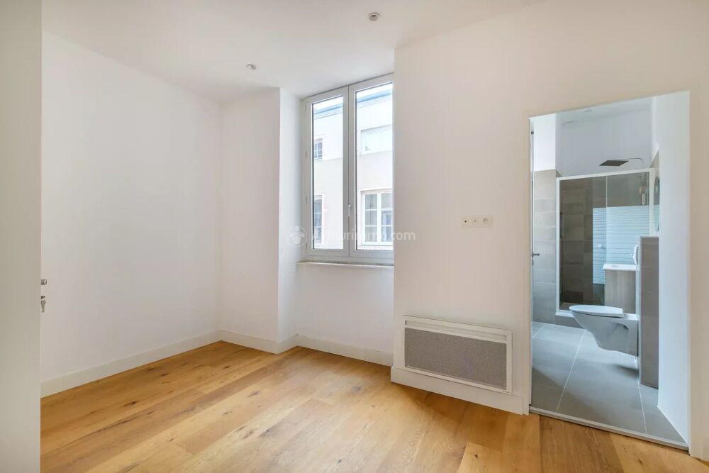 Appartement T4-81m²-PLACE BELLECOUR-69002 LYON