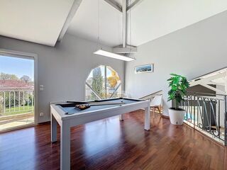  Maison  louer 6 pices 209 m