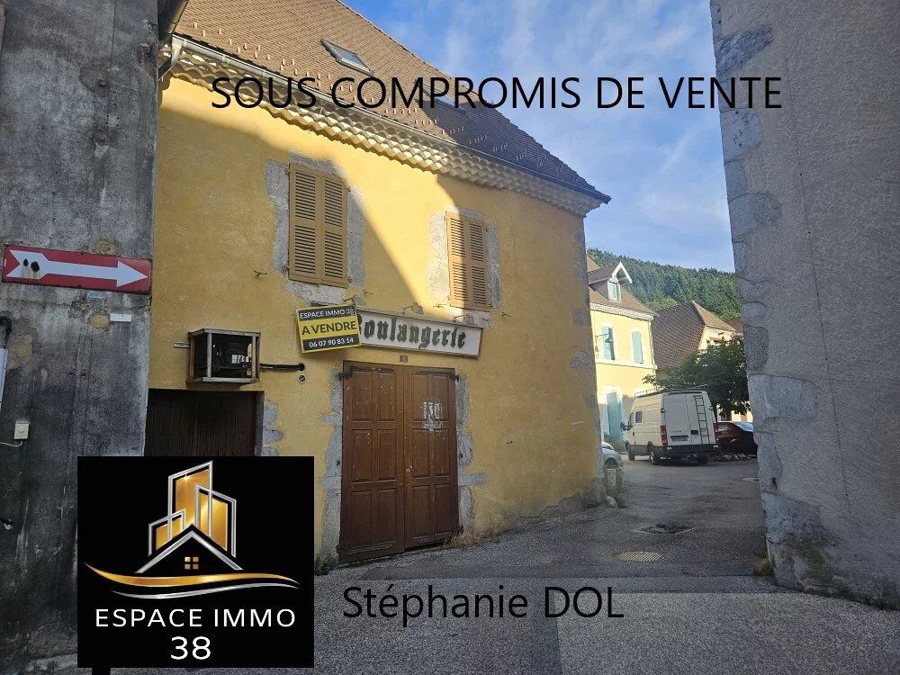 MAISON 210M² AVEC LOCAL COMMERCIALE