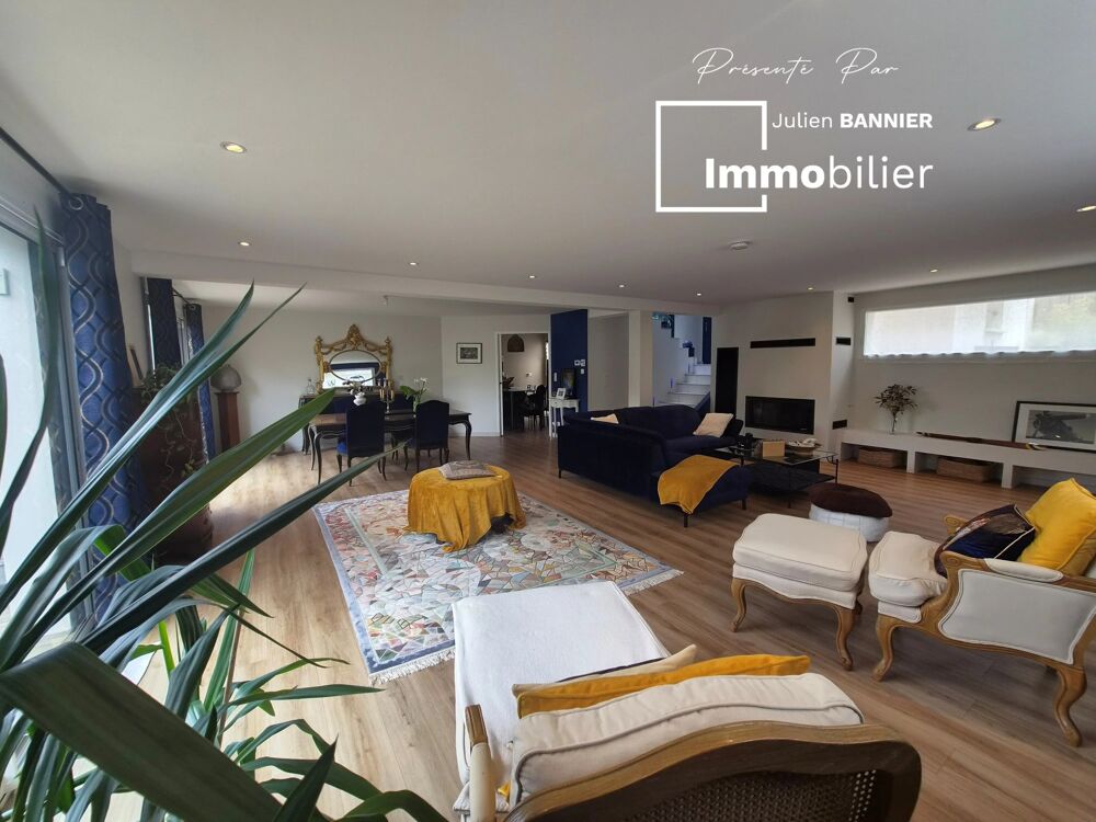 Vente Maison LORIENT – MAISON D'ARCHITECTE DE PRÈS DE 270 M² AVEC 5 CHAMBRES, Lorient