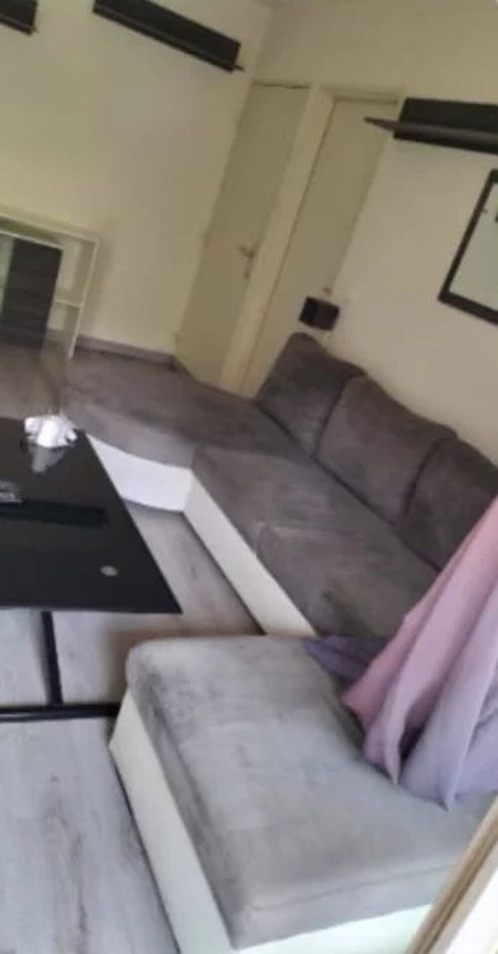 Location Appartement Deux pièces de 55m² avec balcon et parking dans une résidence de La trinité