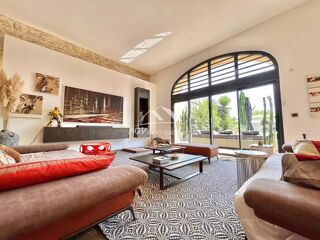  Villa � vendre 7 pi�ces 320 m�