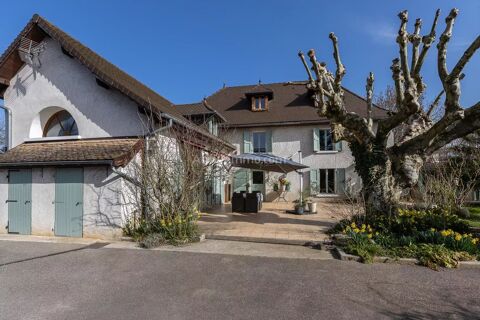   MAISON FAMILLIALE Maison - 10 pi�ce(s) - 219 m�