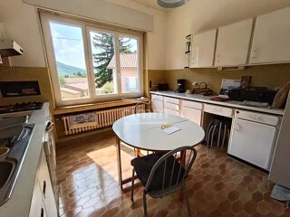  Maison à vendre 10 pièces 219 m²