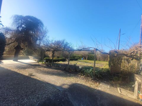   EXCLUSIVIT� - Belle Opportunit� pour cette grande Maison Maison - 8 pi�ce(s) - 220 m�