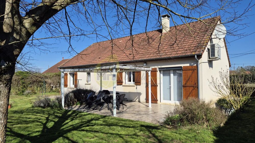 Vente Maison Maison en parfait état – 3 chambres – Terrain de 1200 m² Saint-denis-de-palin