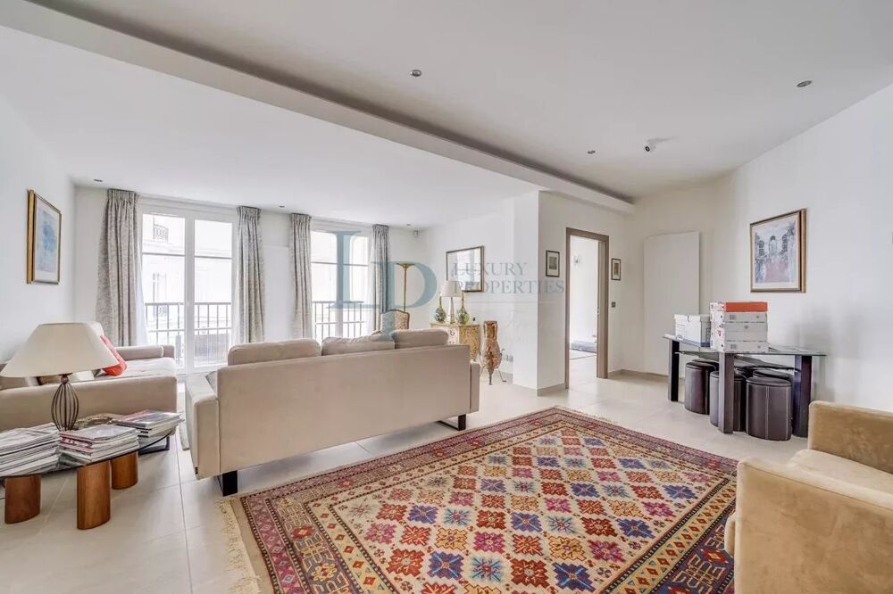 Vente Appartement PARIS VIII - SAINT-HONORÉ / HAUSSMANN - DERNIER ÉTAGE AVEC TERRA Paris 8
