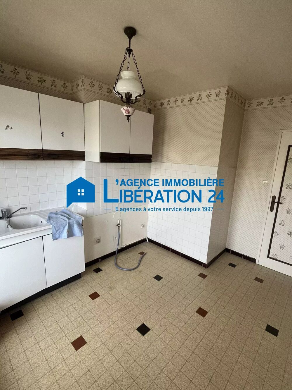 Vente Appartement Appartement T3 de 74 m² à Saint-Étienne avec GARAGE + CAVE Saint-Étienne
