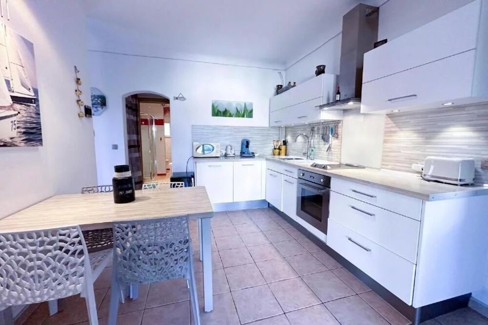 Trois pièces avec un jardin de 300m2 et terrasse