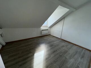  Appartement à louer 1 pièce 33 m²