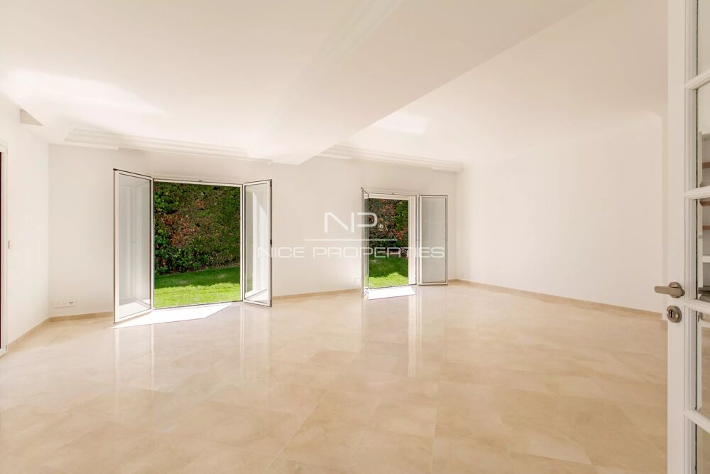 � vendre  Villa Antibes (06600)