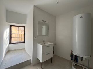  Appartement � louer 3 pi�ces 80 m�