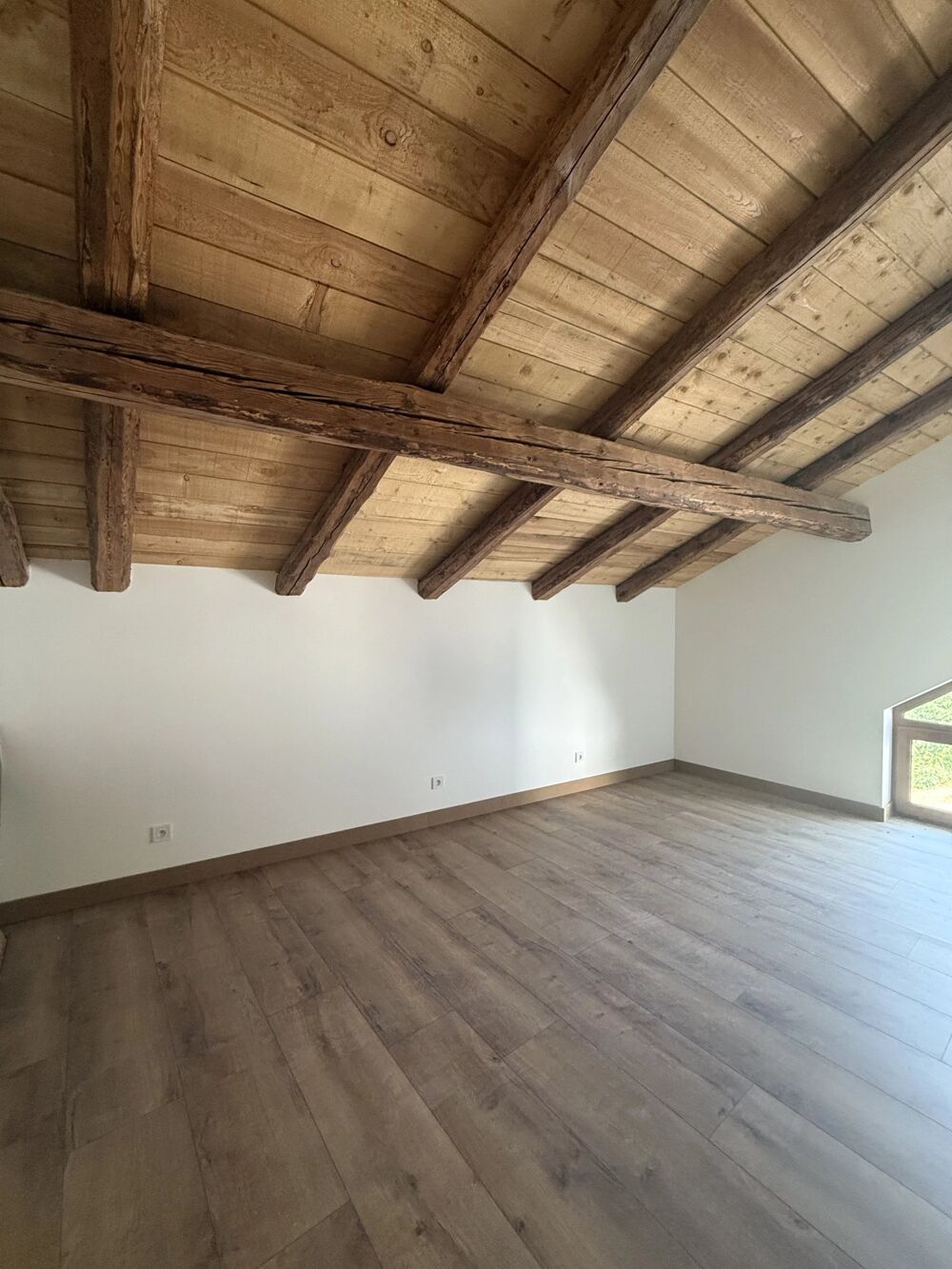 EXCLUSIVITÉ  APPARTEMENT 3 CHAMBRES  COURCHEVEL  LOT 6