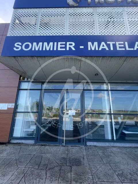 Local commercial 2212 97122 Baie-mahault