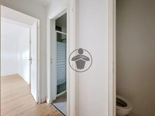  Appartement à louer 2 pièces 40 m²