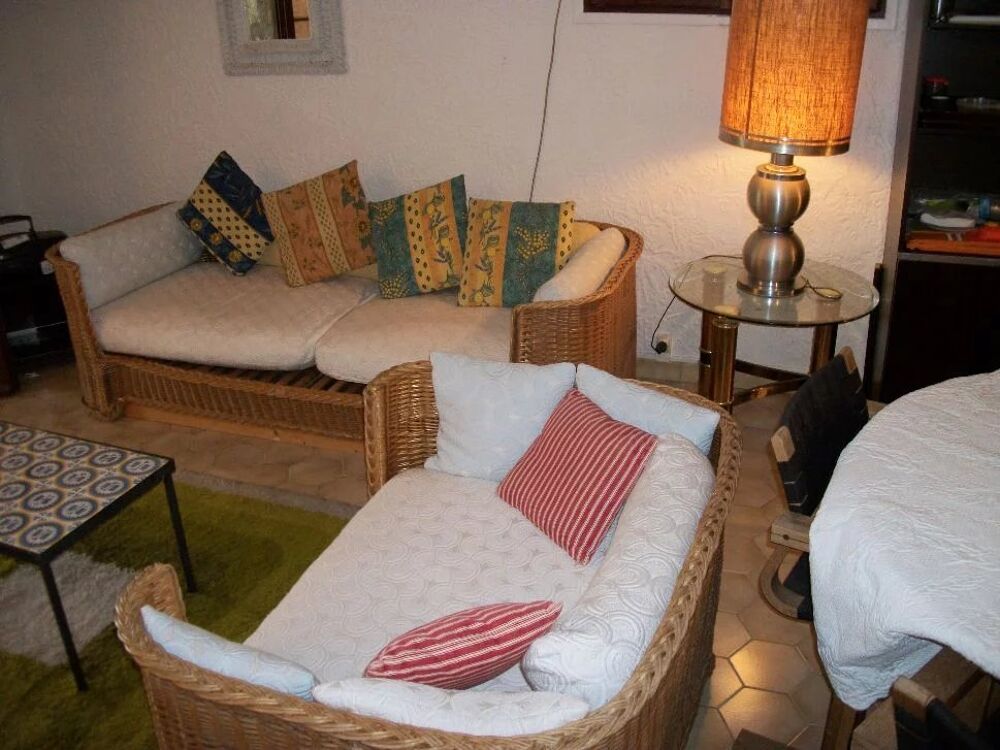 3 Pièces dans une villa avec terrain de 1200m² et terrasse de 10
