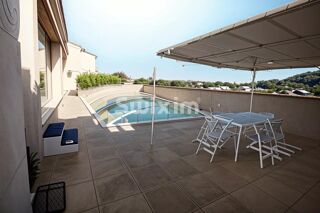 Maison 3 pièces 98 m² · à Le Rove · 98 m² · 460 000 €
