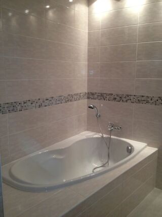Location Appartement Trois pièces avec cave et salle de bain privative ! Villars-sur-var