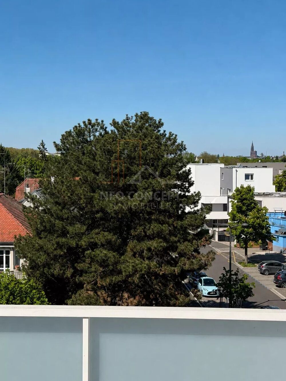ILLKIRCH-GRAFFENSTADEN | Appartement 3 pièces en attique | 67 m²