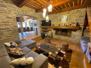  Maison � vendre 8 pi�ces 275 m�