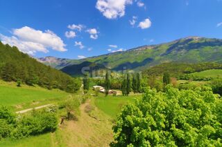  Maison � vendre 15 + pi�ces 392 m�